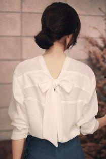 白衬衫写真照片女,白衬衫写真，展现女生清新魅力